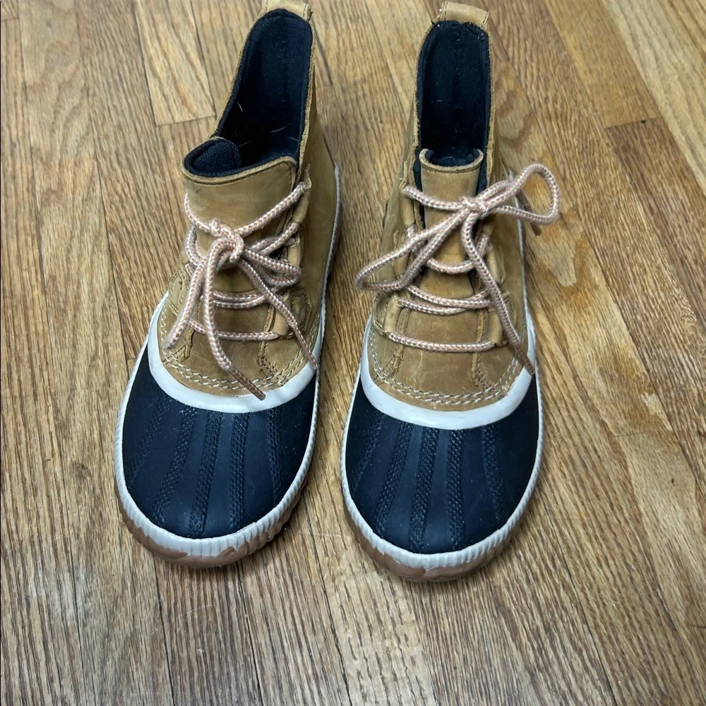 Sorel size gently